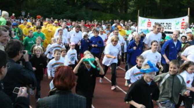 Mit zahlreichen Kilometern haben die Läufer beim Reutlinger Spendenmarathon ein tolles Ergebnis erzielt. GEA-FOTO: HD