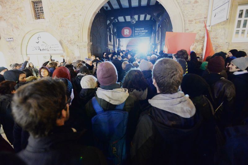 Friedliche Kundgebung kippt