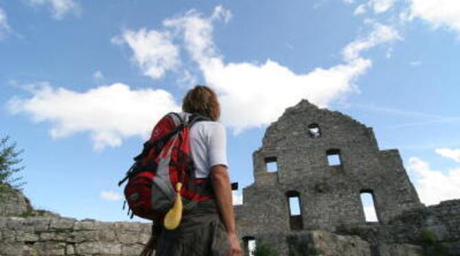 Wandern verleiht Flügel. Naturfreunde, die sich den Hohenurach als Ziel herausgesucht haben, müssen aber erstmal eine Woche Paus