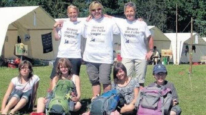 Die drei »Wandervögelinnen« (von links): Heike Staneker, Ulrike Geiselhart und Monika Freudigmann mit ihren Kindern Ilena Geisel