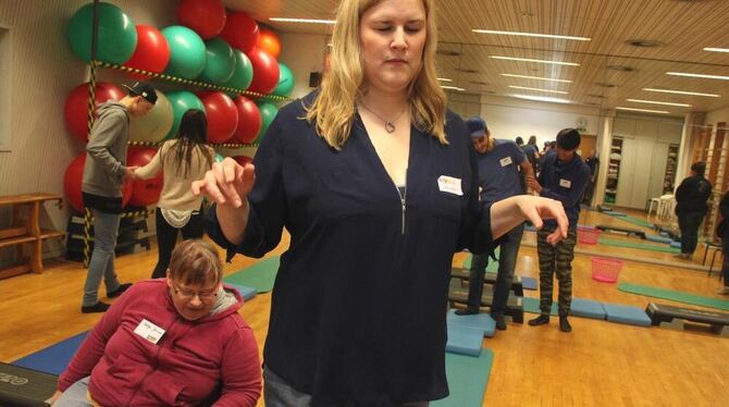 In einem Sinnesgarten konnten die Teilnehmer der Ausbildung zum Mobilitätsbegleiter nachempfinden, wie sich Blindsein anfühlt. F