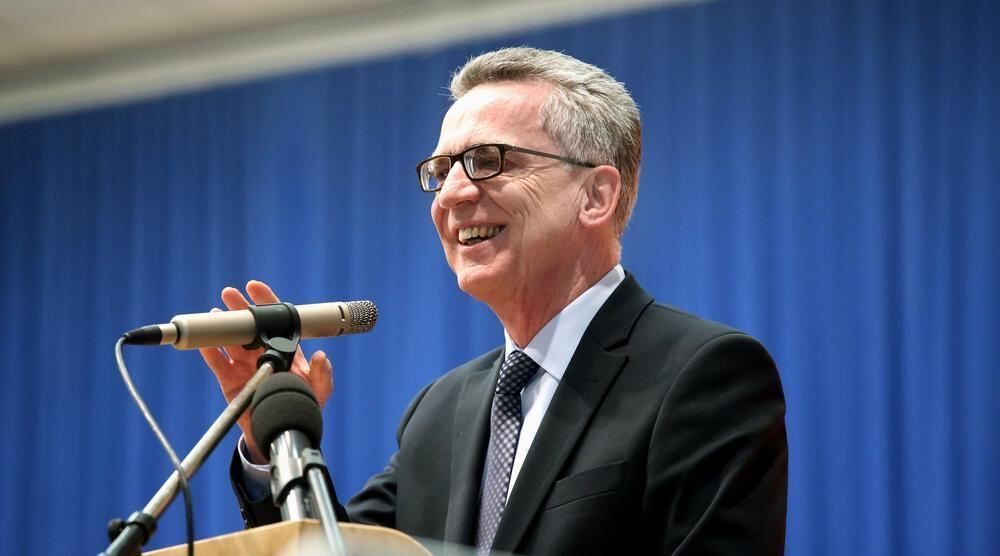 Thomas de Maizière in Pfronstetten