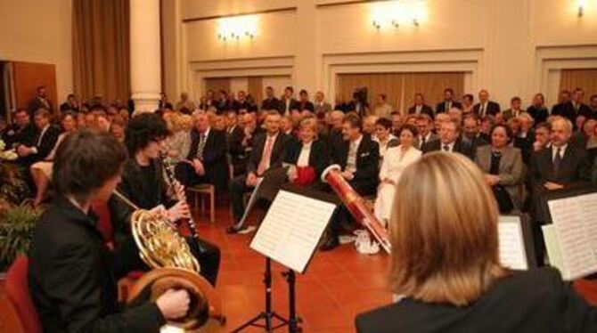 Schüler der Reutlinger Musikschule sorgten für musikalische Abwechslung zwischen den Redebeiträgen. FOTO: ANSTÄDT