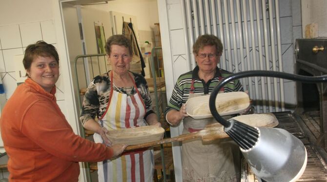 Das Backhausteam (von links) Diana Riveroff, Christa Guhl und Agnella Grom steht für erstklassige Backwaren aus dem Backhaus Ket