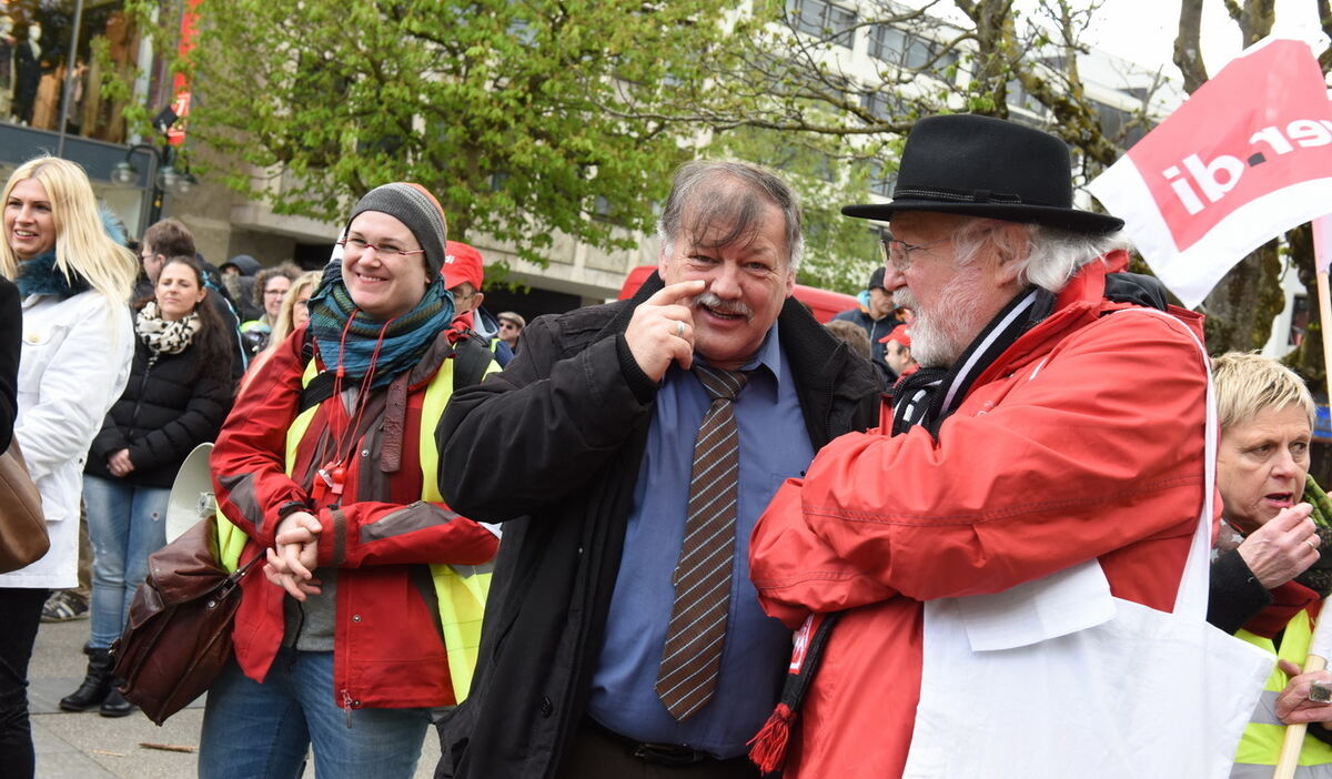 ver.di Kundgebung auf dem Marktplatz Reutlingen 27. April 2016