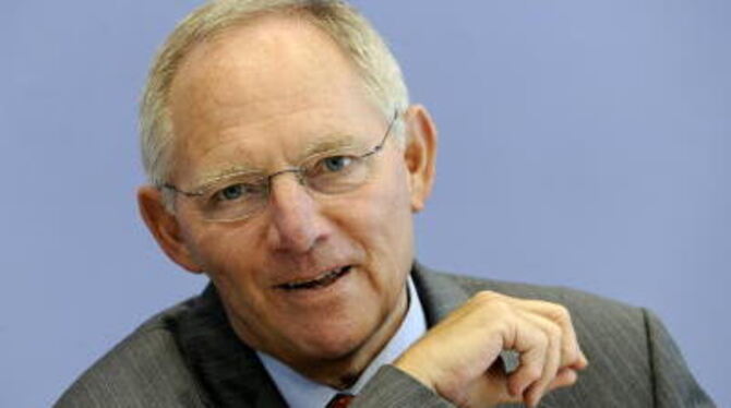 Laut dpa-Informationen soll Wolfgang Schäuble vom Innenminister zum Finanzminister werden.
ARCHIVFOTO: DPA