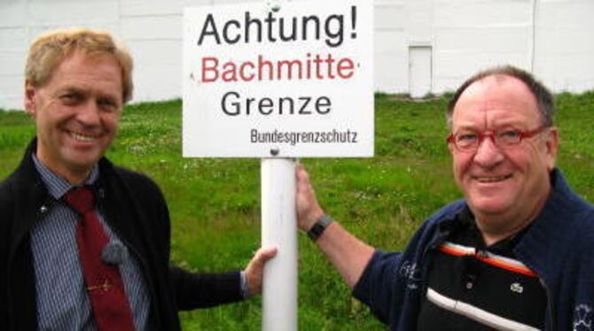 Egon Hölz (links) zusammen mit seinem »Tauschpartner« Rainer Wiesner. FOTO: MDR