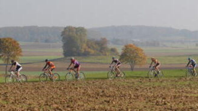 Über die Alb-Hochfläche beim Mountainbike-Marathon-Klassiker. FOTO: PR