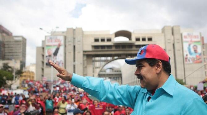 Venezuelas Präsident Nicolás Maduro verleiht sich Sondervollmachten. Foto: Miraflores Press Service/Handout