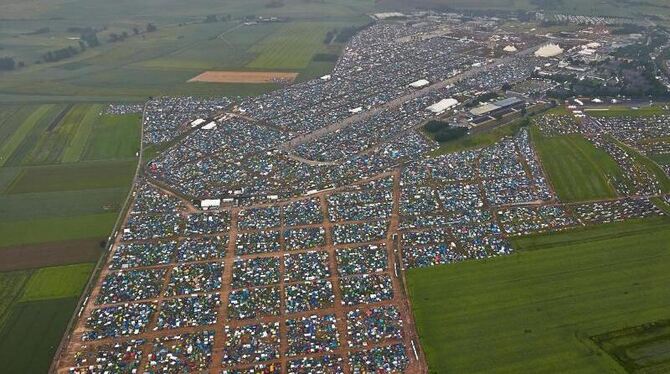 Die Campingplätze auf dem Gelände des Festivals. Foto: Thomas Frey