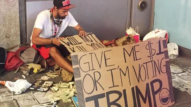 Bettler in New York: »Give me  or I'm voting Trump!" Foto: Christina Horsten