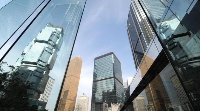 Blick auf das Bankenviertel in Hongkong. Foto: Jens Kalaene