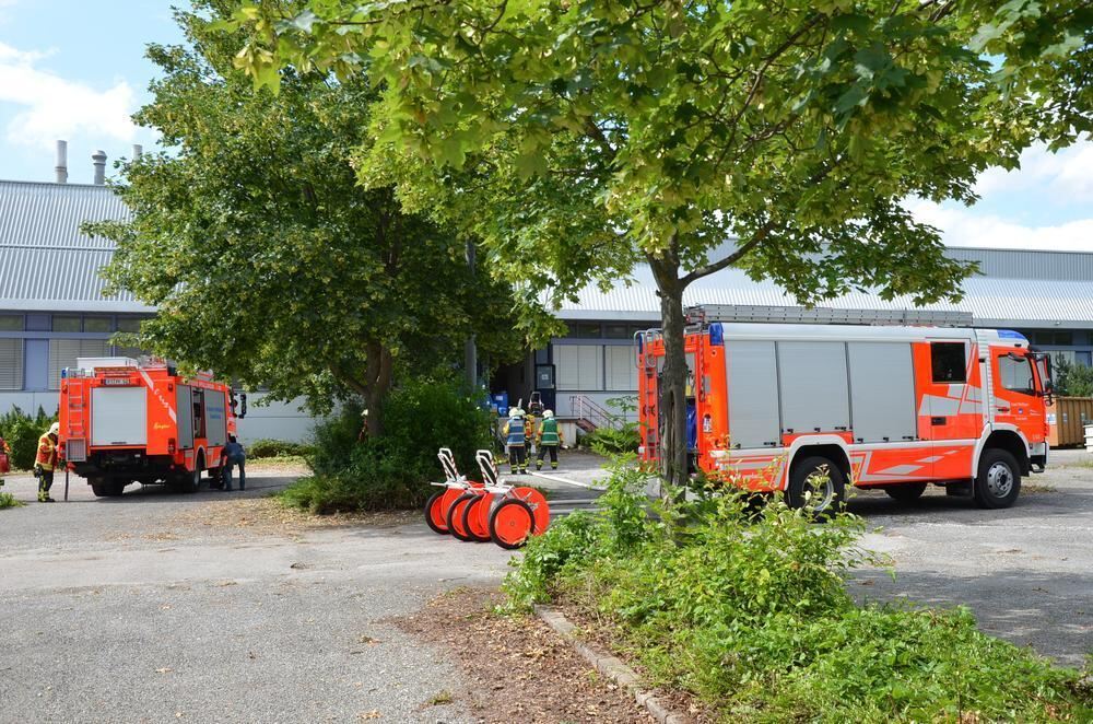 Brand mit Gefahrstoffen bei LPP in Pfullingen