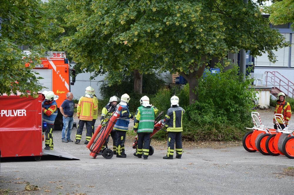 Brand mit Gefahrstoffen bei LPP in Pfullingen