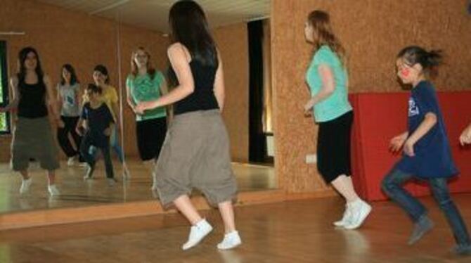 Den Tanzworkshop im Jugendhaus &raquo;M&laquo; nutzen vor allem Mädchen. FOTO: GEU