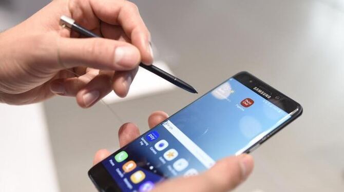 Die US-Verbraucherschutzbehörde CPSC fordert Käufer des Samsung-Smartphones Galaxy Note 7 auf, das Gerät überhaupt nicht mehr